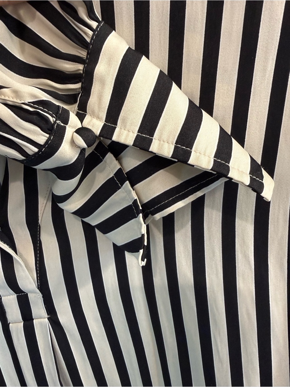 Womens Black and White Stripe Shirt - Classic Button Cuff Banana Republic